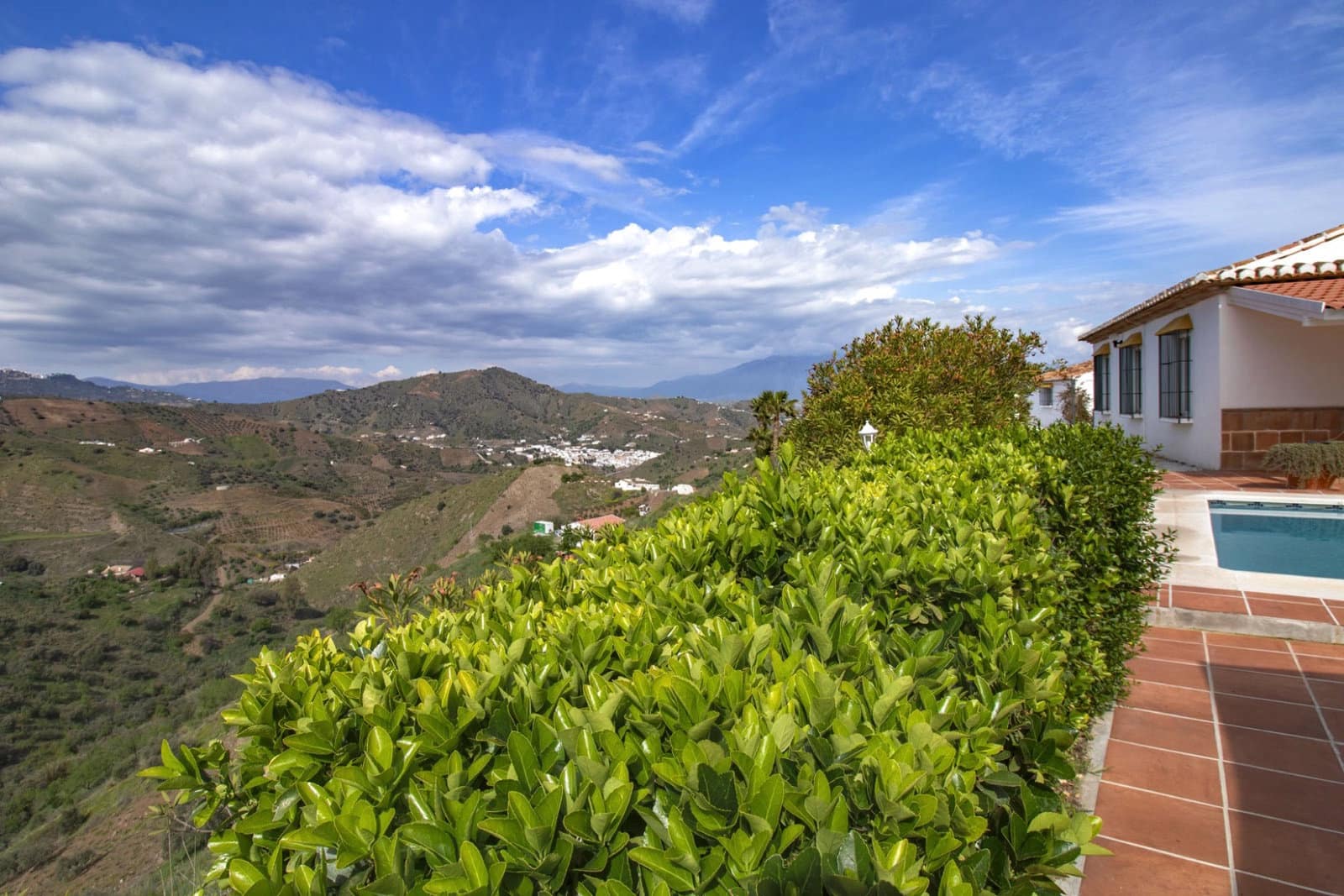 3 bedroom Villa for sale in El Borge with pool garage - € 395,000 (Ref: 9863827)