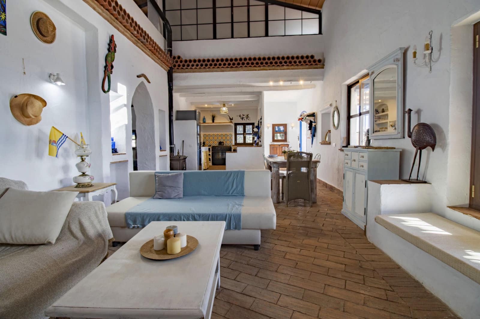 3 bedroom Villa for sale in Riogordo with pool garage - € 425,000 (Ref: 9863911)