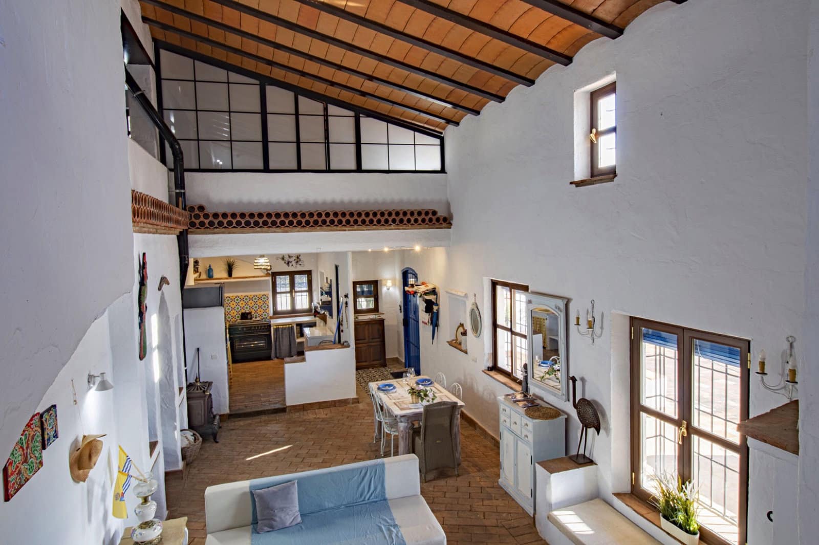 3 bedroom Villa for sale in Riogordo with pool garage - € 425,000 (Ref: 9863911)