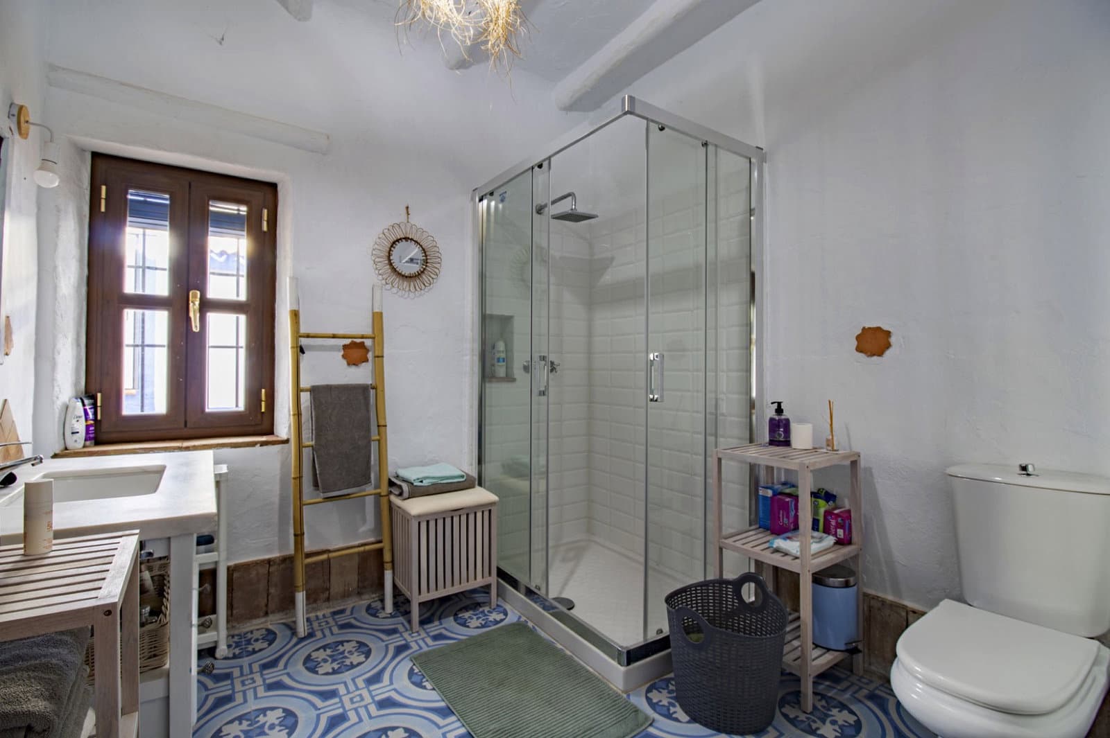 3 bedroom Villa for sale in Riogordo with pool garage - € 425,000 (Ref: 9863911)