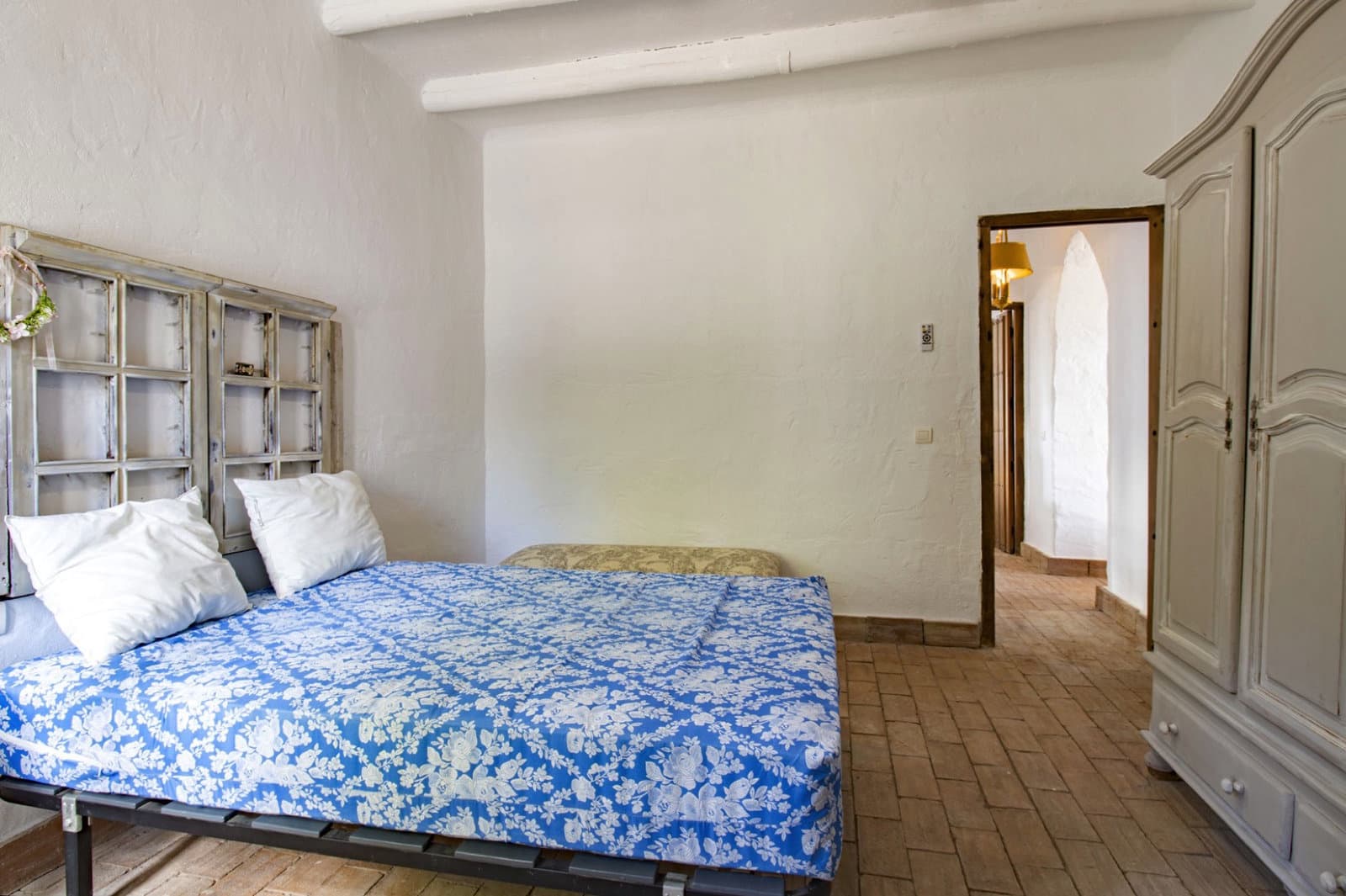 3 bedroom Villa for sale in Riogordo with pool garage - € 425,000 (Ref: 9863911)