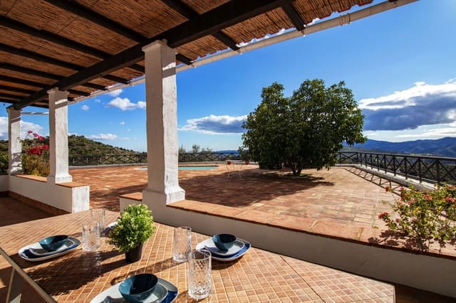 3 soverom Villa til salgs i Riogordo med svømmebasseng garasje - € 425 000 (Ref: 9863911)