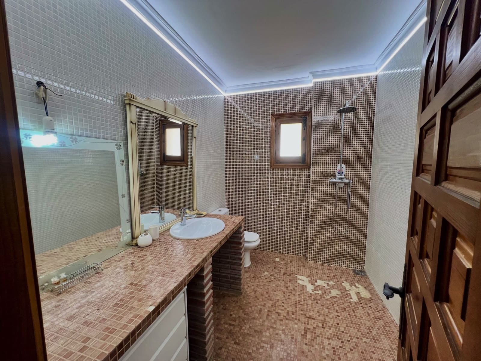 3 sovrum Villa till salu i Vinuela med pool garage - 420 000 € (Ref: 9893090)