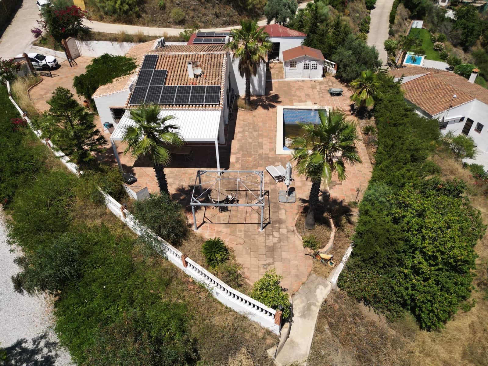 Chalet de 3 habitaciones en Viñuela en venta con piscina garaje - 365.000 € (Ref: 9893090)