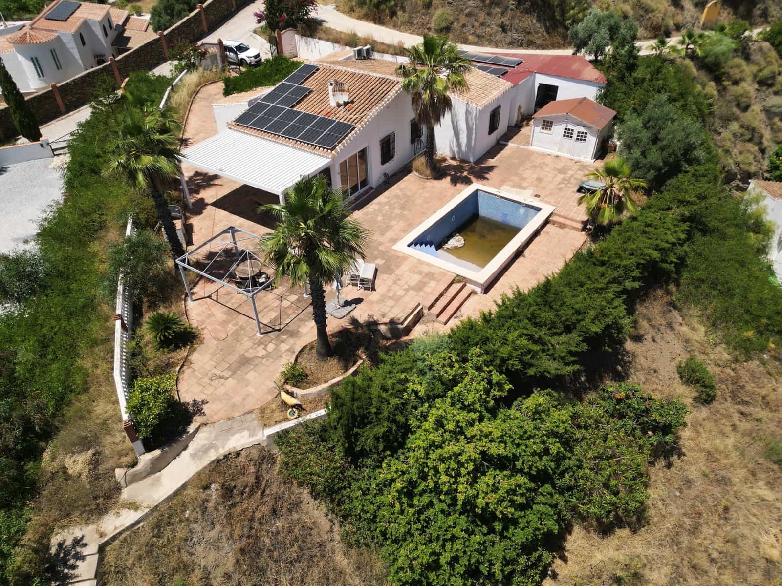 Chalet de 3 habitaciones en Viñuela en venta con piscina garaje - 365.000 € (Ref: 9893090)