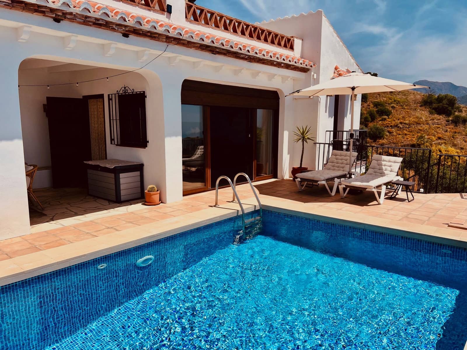 3 chambre Villa/Maison à vendre à Torrox avec piscine garage - 449 000 € (Ref: 9900008)