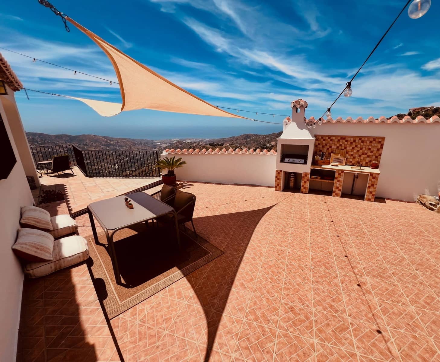 3 chambre Villa/Maison à vendre à Torrox avec piscine garage - 449 000 € (Ref: 9900008)