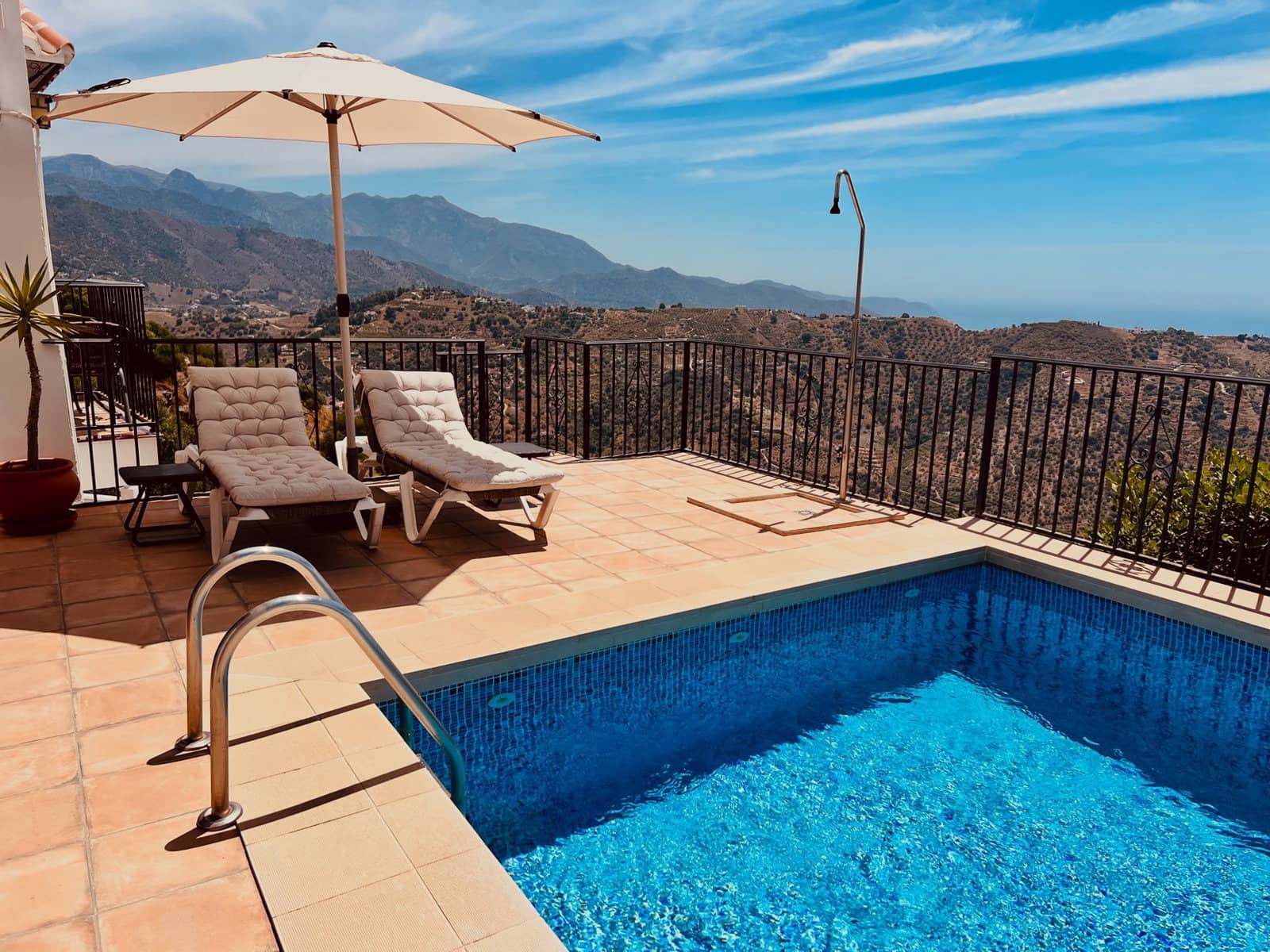 3 chambre Villa/Maison à vendre à Torrox avec piscine garage - 449 000 € (Ref: 9900008)