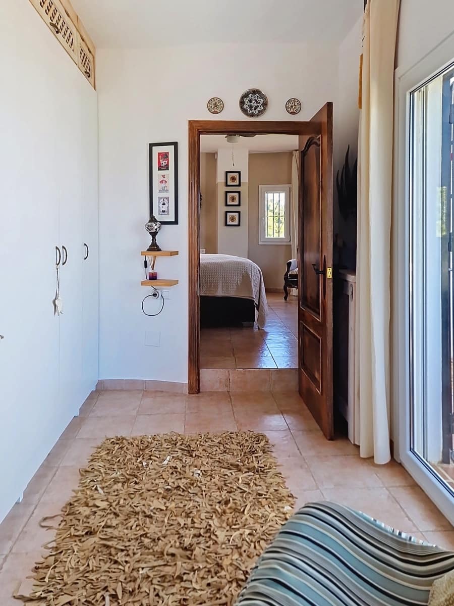 4 soverom Villa til salgs i Canillas de Aceituno med svømmebasseng garasje - € 695 000 (Ref: 9939032)