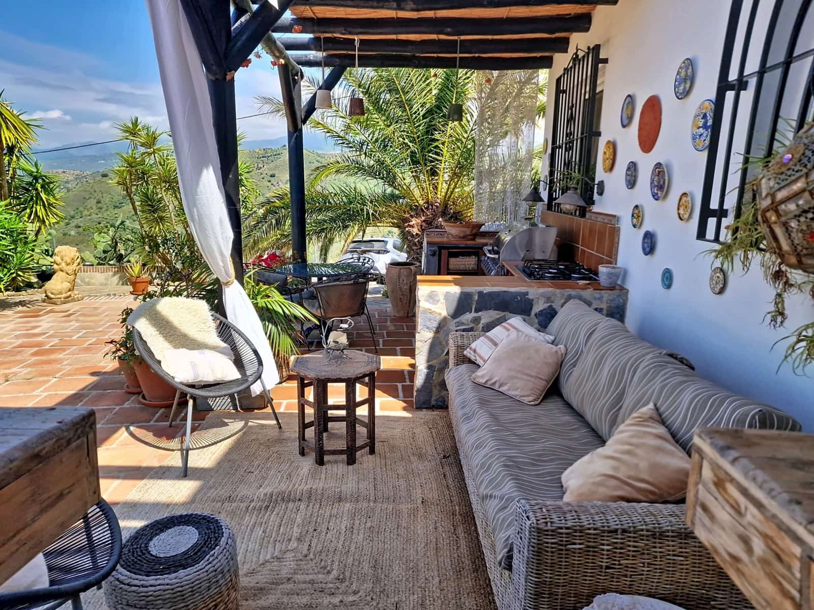 4 soverom Villa til salgs i Canillas de Aceituno med svømmebasseng garasje - € 695 000 (Ref: 9939032)