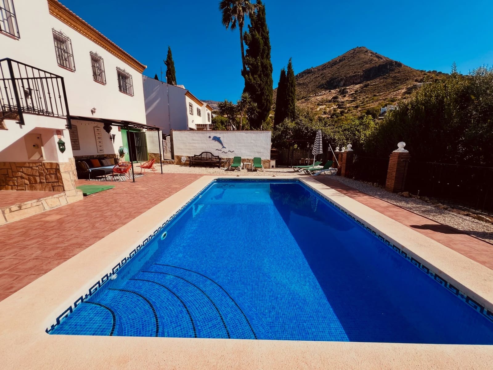 3 bedroom Villa for sale in Alcaucin with pool garage - € 375,000 (Ref: 9961719)