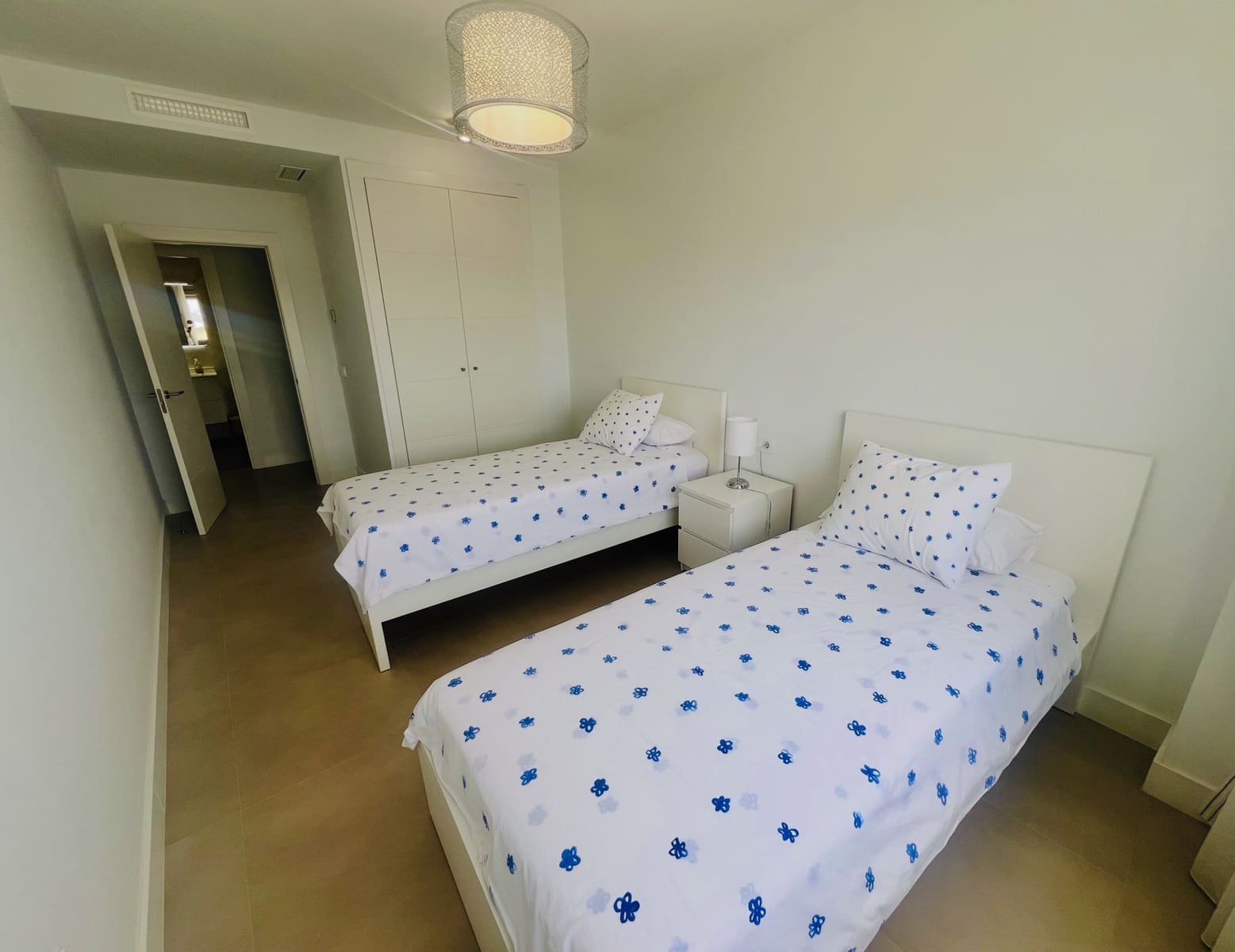 3 sovrum Lägenhet till salu i Caleta de Velez med pool garage - 399 000 € (Ref: 9978070)