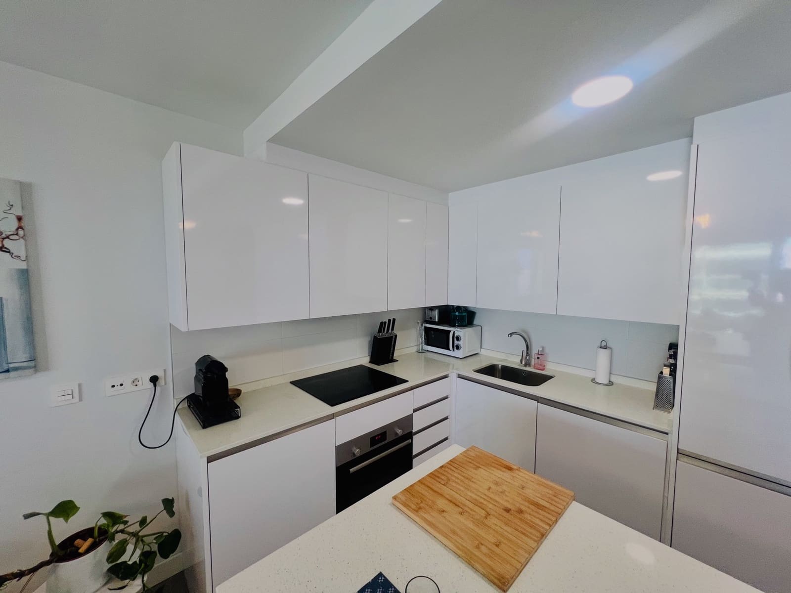 3 Zimmer Apartment zu verkaufen in Torrox-Costa mit Pool Garage - 460.000 € (Ref: 9997841)