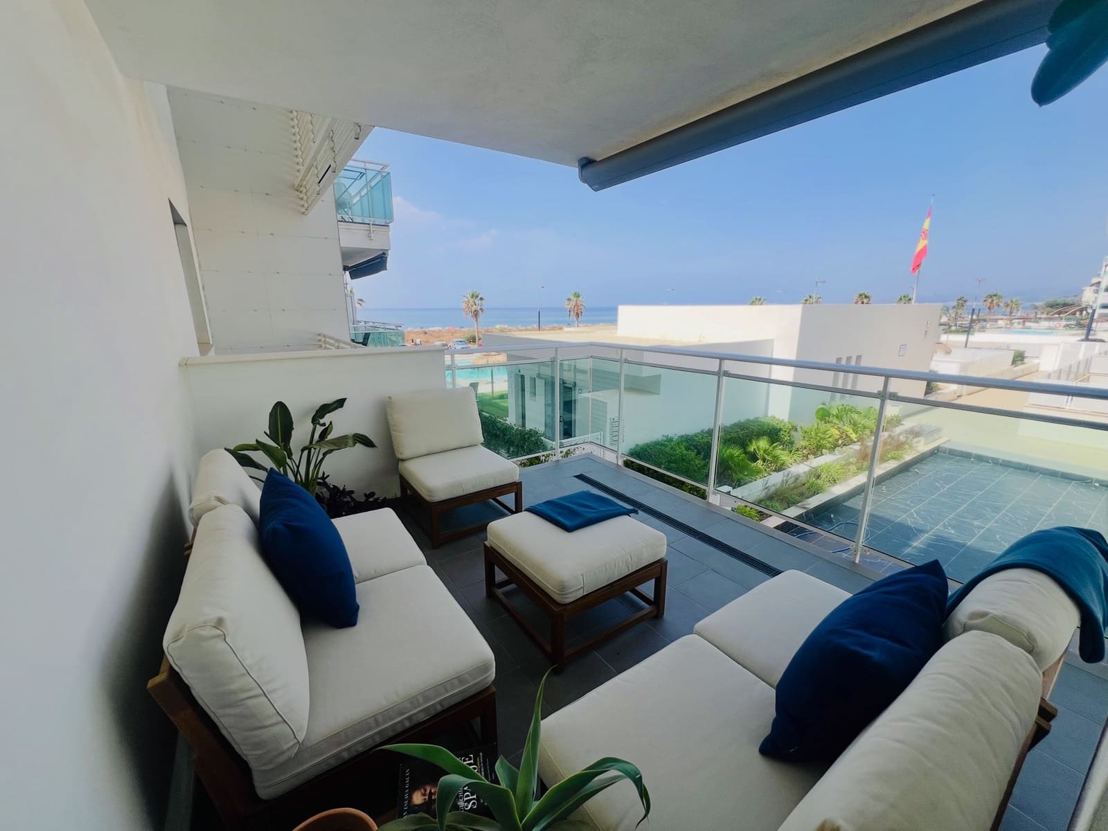 3 Zimmer Apartment zu verkaufen in Torrox-Costa mit Pool Garage - 460.000 € (Ref: 9997841)