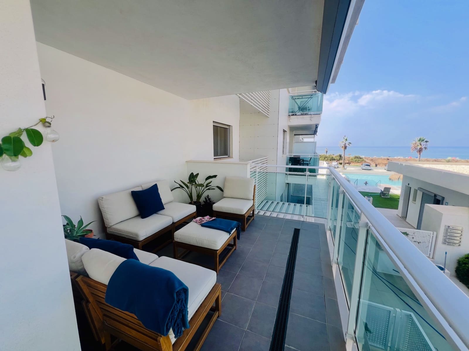 3 Zimmer Apartment zu verkaufen in Torrox-Costa mit Pool Garage - 460.000 € (Ref: 9997841)