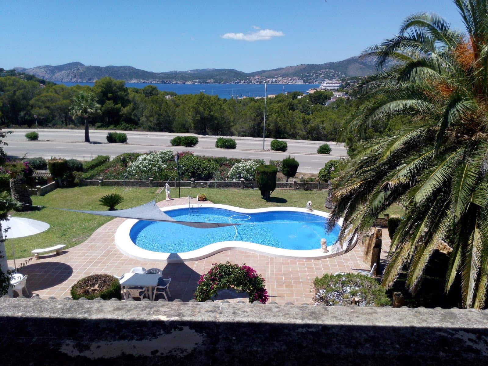 5 sovrum Villa till salu i Santa Ponsa med pool - 2 570 000 € (Ref: 4636335)