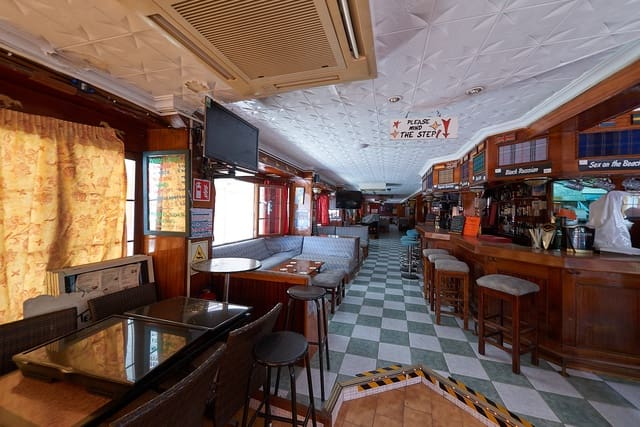 Restaurant/Bar til salg i Magalluf, Calvià - € 2.200.000 (Ref: 4724978)