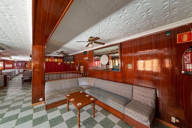 Restaurant/Bar til salg i Magalluf, Calvià - € 2.200.000 (Ref: 4724978)