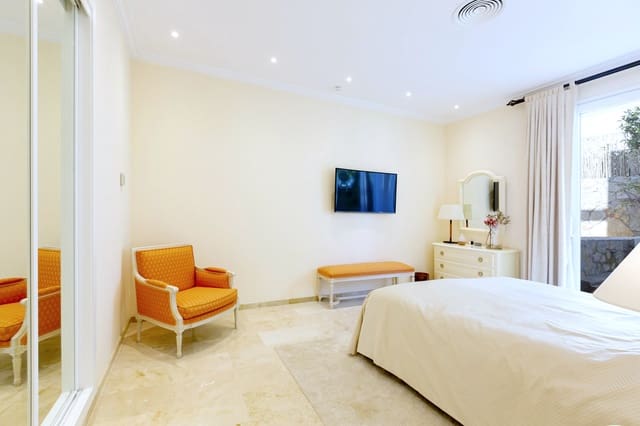 4 soveværelse Villa til salg i Palmanova, Calvià med swimmingpool - € 7.900.000 (Ref: 6713645)