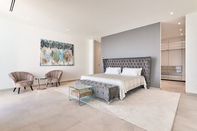 5 soveværelse Villa til salg i Cala Vinyes / Cala Vinyas / Cala Viñas, Calvià med swimmingpool - € 12.000.000 (Ref: 6749012)