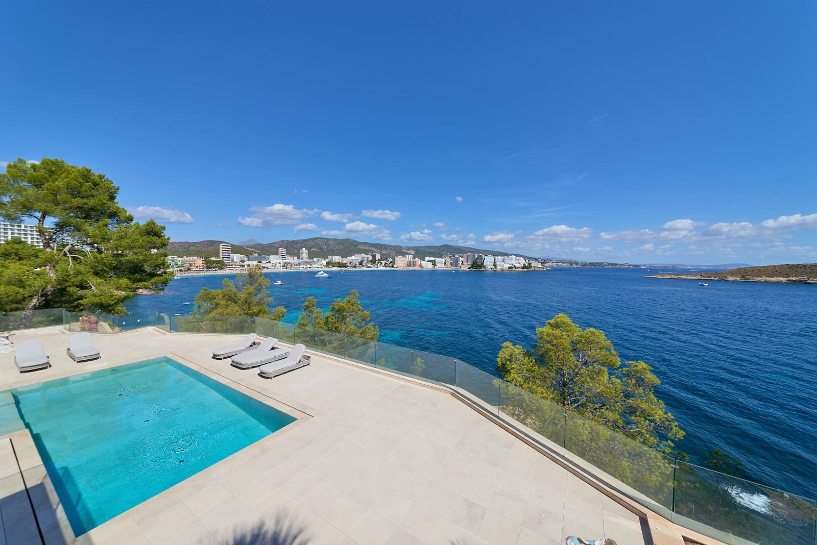 5 soveværelse Villa til salg i Cala Vinyes / Cala Vinyas / Cala Vinas med swimmingpool - € 12.000.000 (Ref: 6749012)