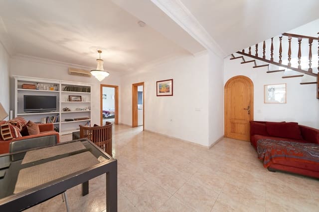 6 soveværelse Byhus til salg i El Terreno, Palma de Mallorca - € 950.000 (Ref: 6932306)