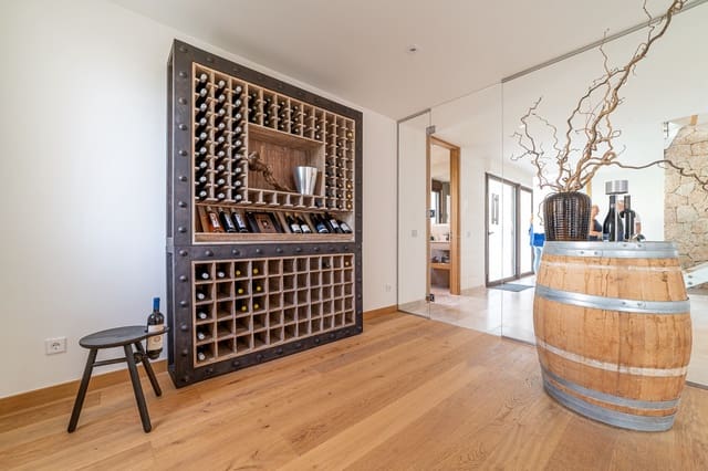 4 soverom Villa til salgs i Santa Ponsa, Calvià med svømmebasseng - € 4 500 000 (Ref: 7187397)