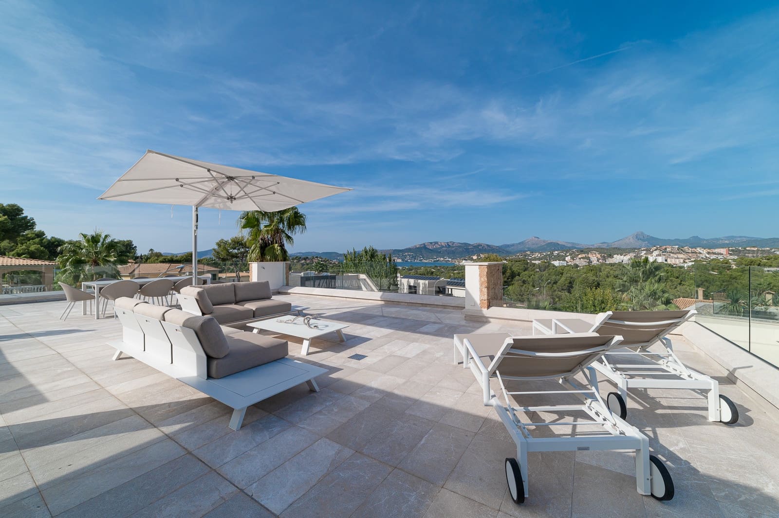 4 soverom Villa til salgs i Santa Ponsa med svømmebasseng - € 4 500 000 (Ref: 7187397)