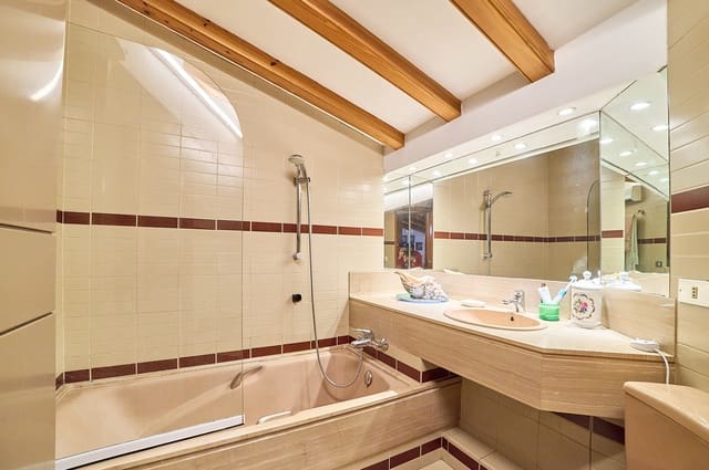 4 soveværelse Villa til salg i Can Pastilla, Palma de Mallorca med swimmingpool - € 1.645.000 (Ref: 7262417)