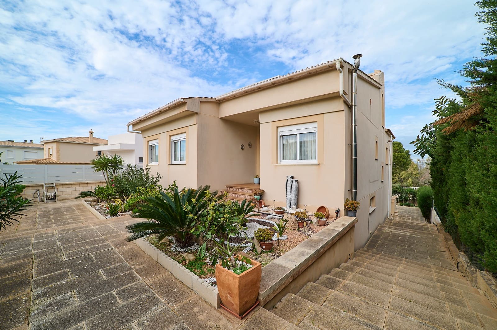 3 soveværelse Villa til salg i Badia Gran med swimmingpool - € 1.450.000 (Ref: 7338765)