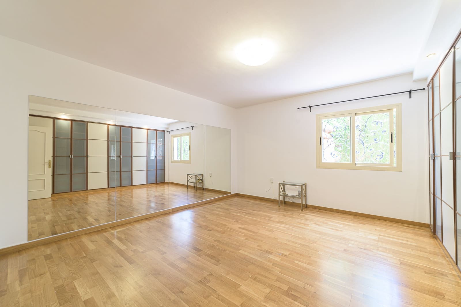 5 soveværelse Byhus til salg i Puig de Ros med swimmingpool - € 1.385.000 (Ref: 7666883)