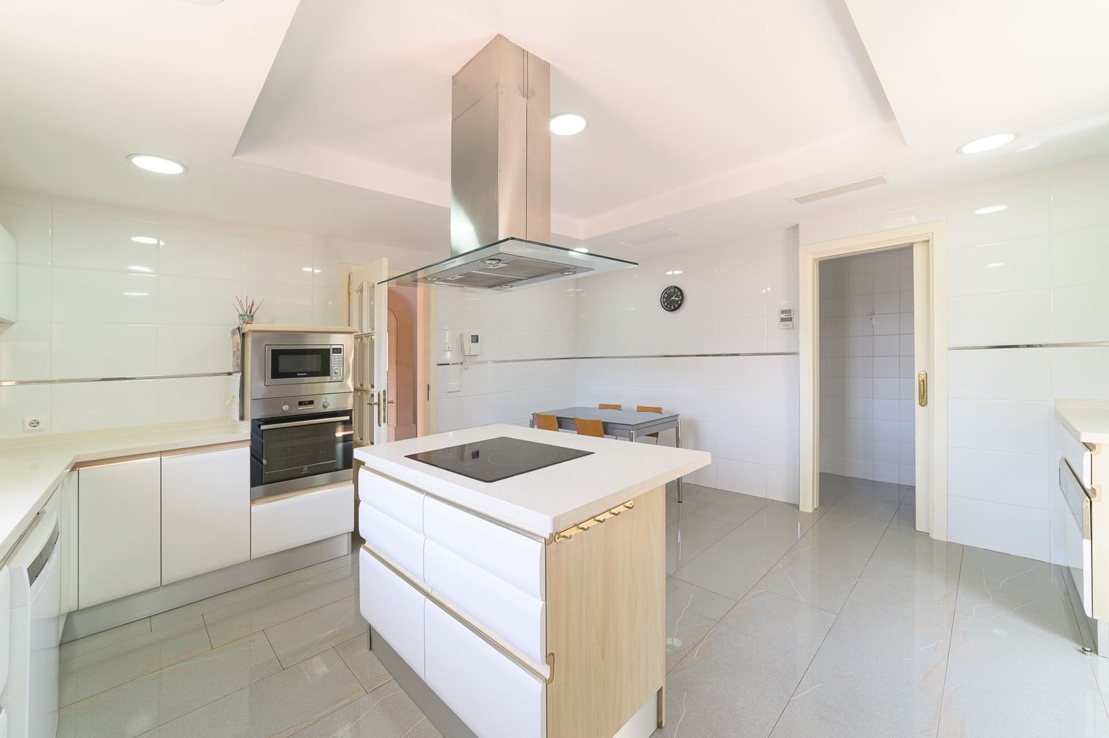 5 soveværelse Byhus til salg i Puig de Ros med swimmingpool - € 1.385.000 (Ref: 7666883)