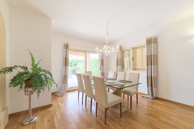 5 soveværelse Byhus til salg i Puig de Ros, Llucmajor med swimmingpool - € 1.385.000 (Ref: 7666883)