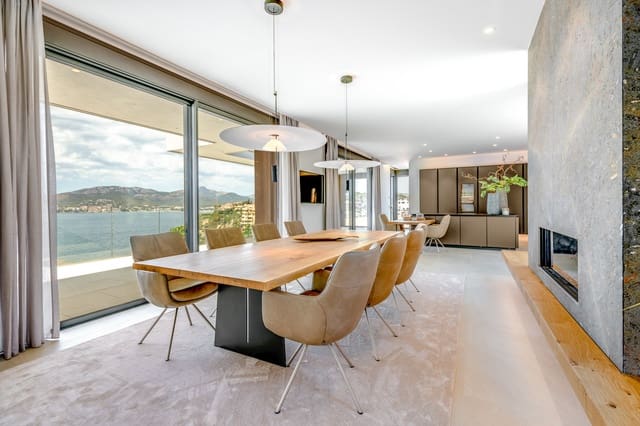 4 Zimmer Villa zu verkaufen in Santa Ponsa, Calvià mit Pool - 14.900.000 € (Ref: 7704126)