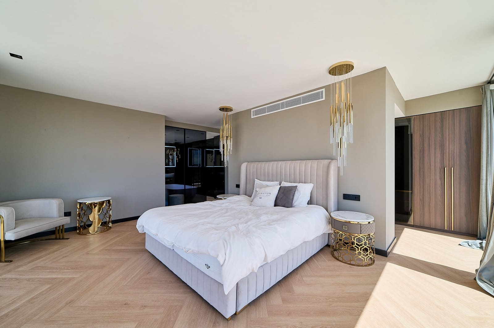 4 soverom Villa til salgs i Santa Ponsa med svømmebasseng garasje - € 4 450 000 (Ref: 8295431)