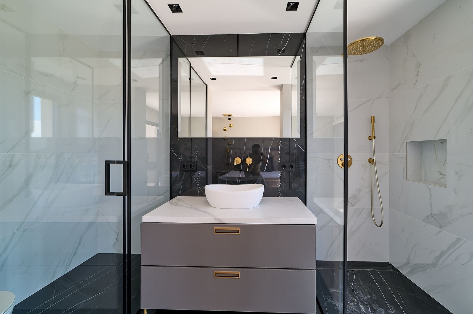 4 soverom Villa til salgs i Santa Ponsa med svømmebasseng garasje - € 4 450 000 (Ref: 8295431)