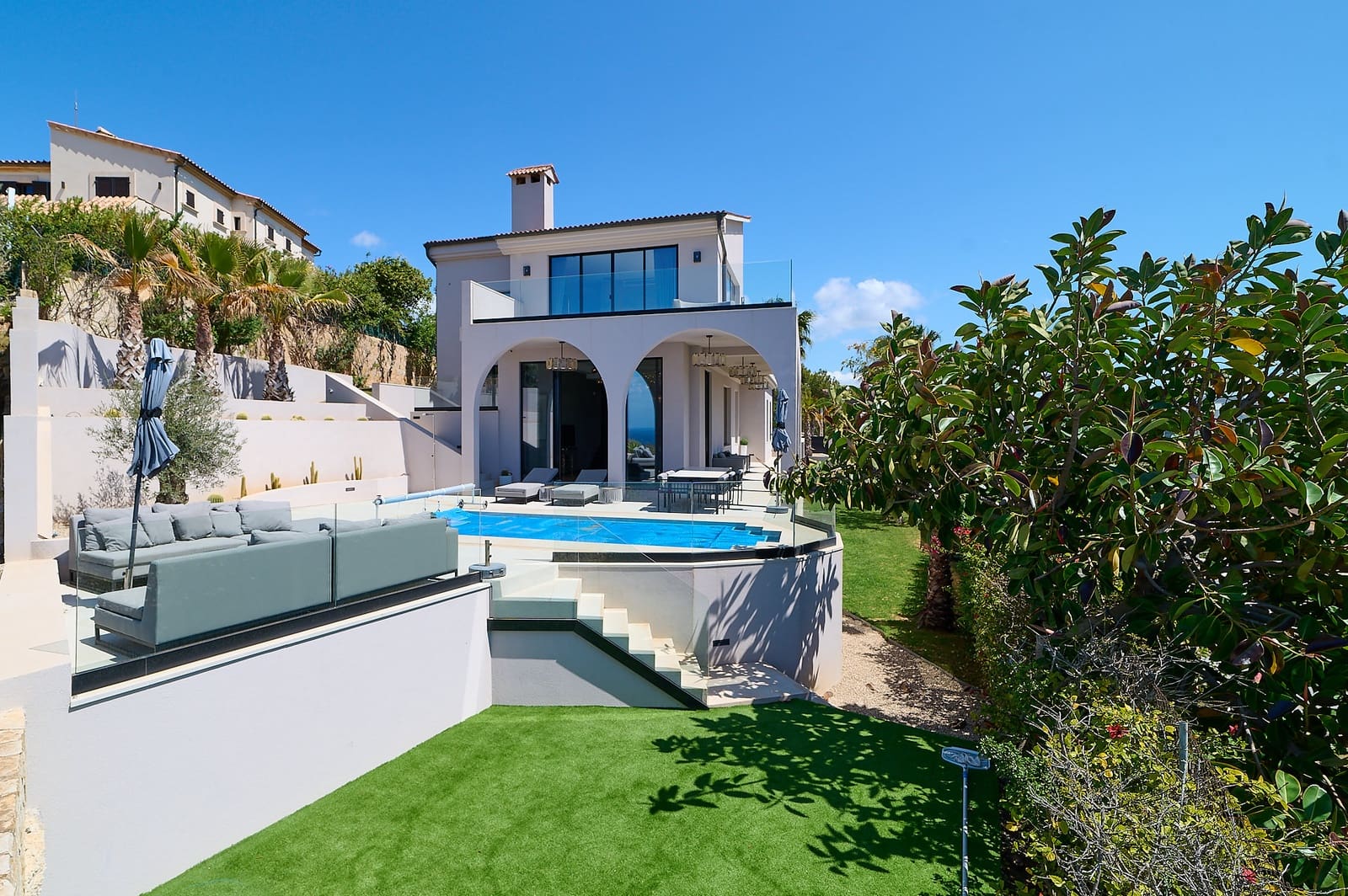 4 soverom Villa til salgs i Santa Ponsa med svømmebasseng garasje - € 4 450 000 (Ref: 8295431)
