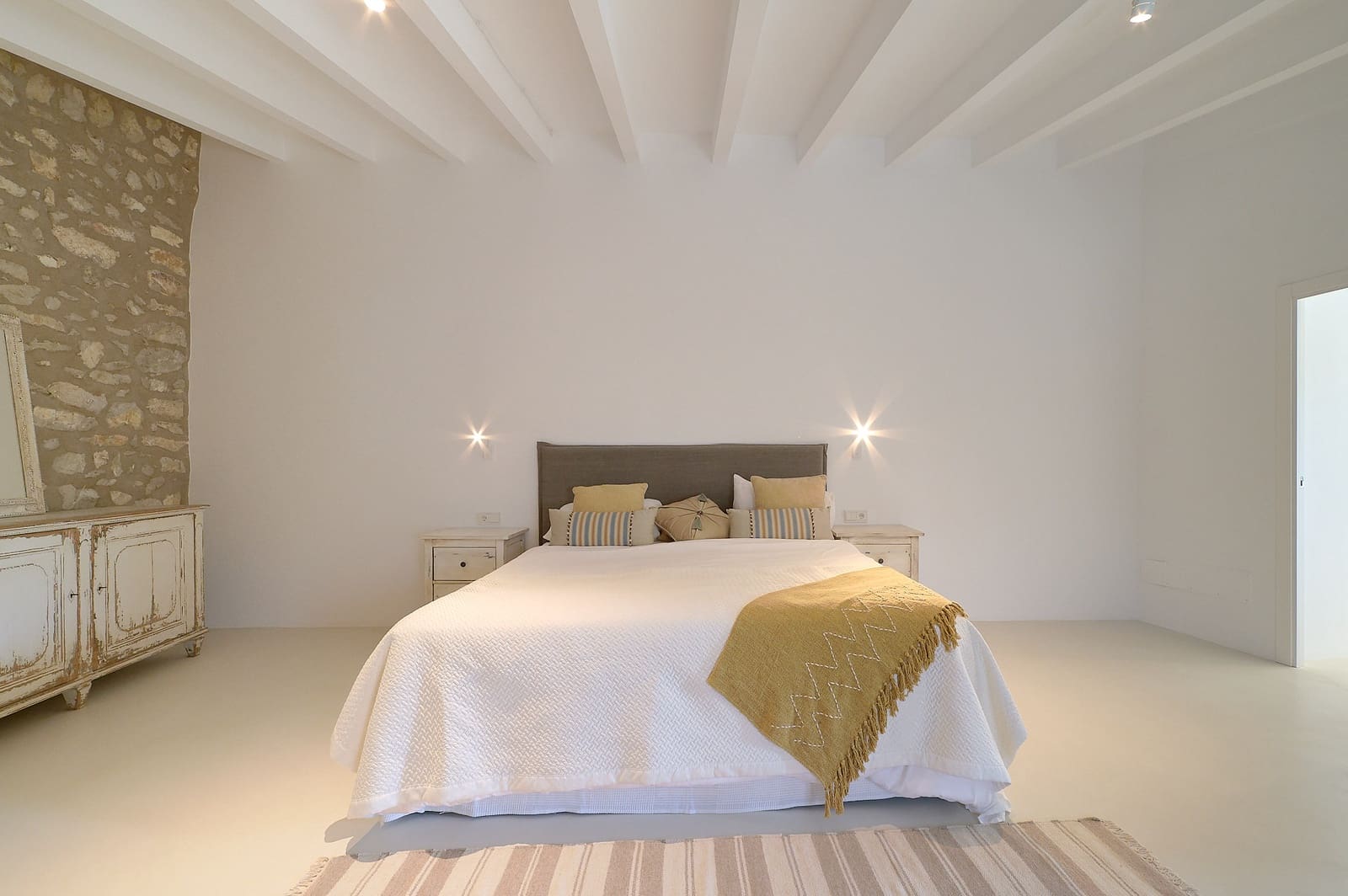 5 soveværelse Finca/Landehus til salg i Es Capdella med swimmingpool garage - € 4.500.000 (Ref: 8345527)