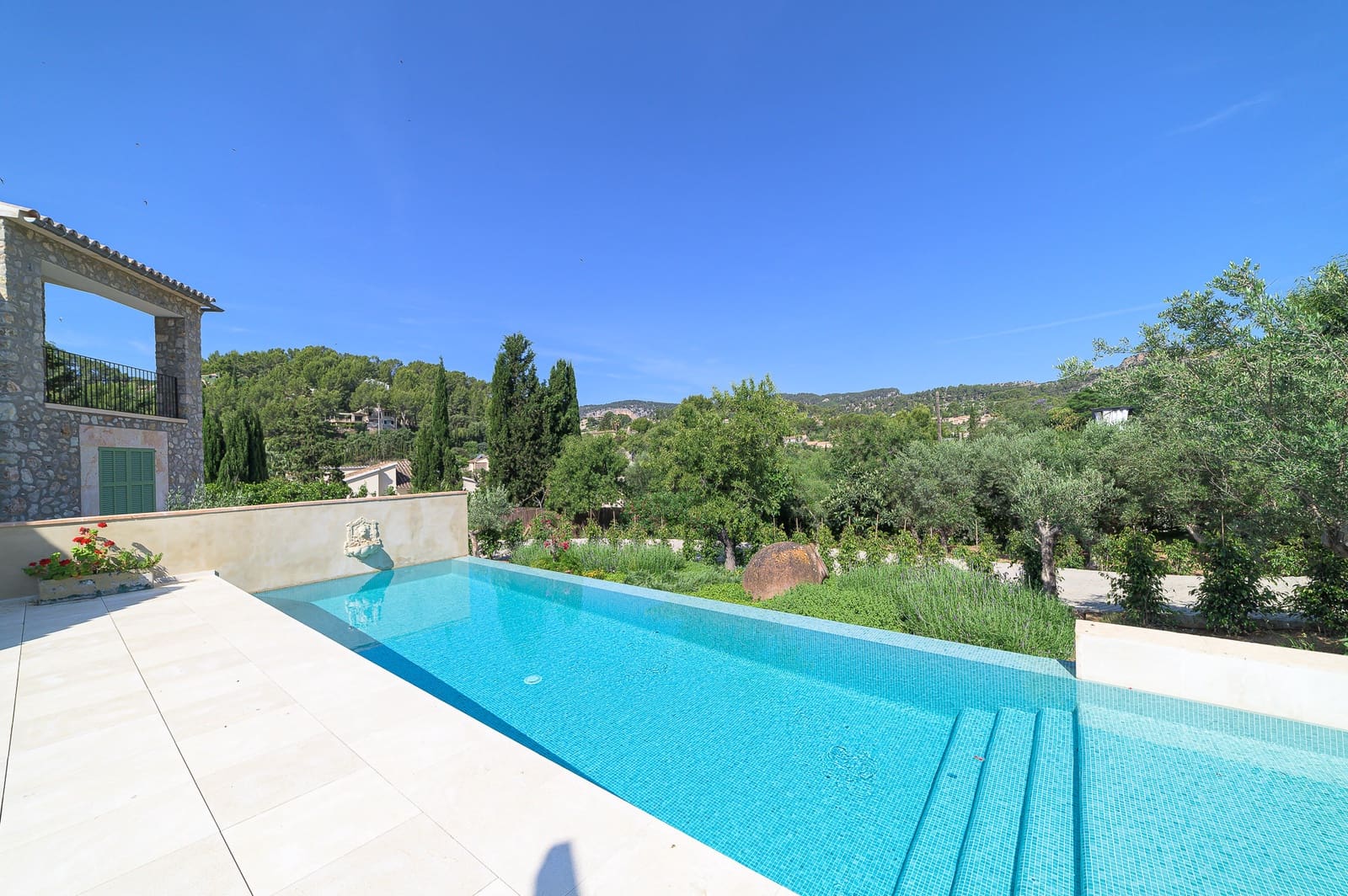 5 soveværelse Finca/Landehus til salg i Es Capdella med swimmingpool garage - € 4.500.000 (Ref: 8345527)