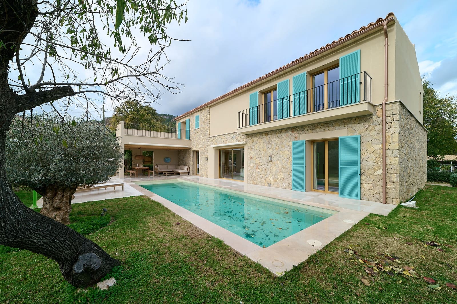 4 soveværelse Finca/Landehus til salg i Es Capdella med swimmingpool - € 3.200.000 (Ref: 8732099)