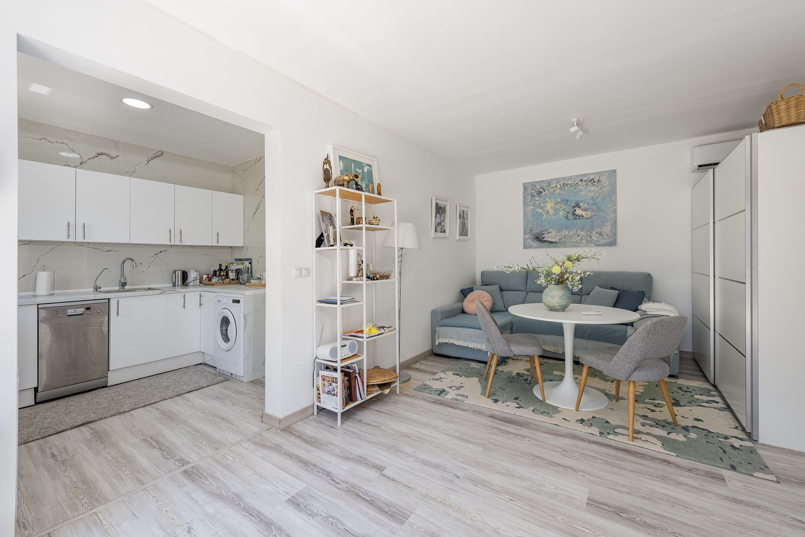 8 soveværelse Finca/Landehus til salg i Binissalem med swimmingpool garage - € 3.900.000 (Ref: 9153573)