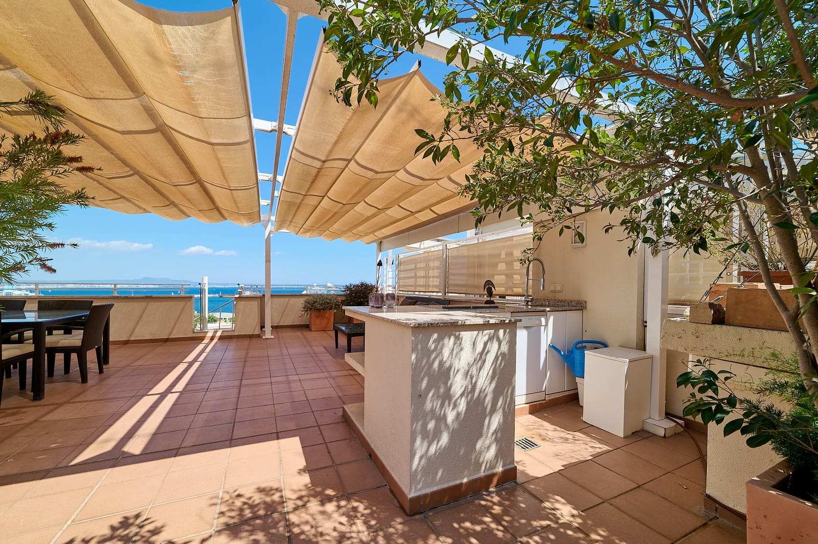 2 soveværelse Penthouse til salg i Palma de Mallorca med garage - € 1.950.000 (Ref: 9199704)