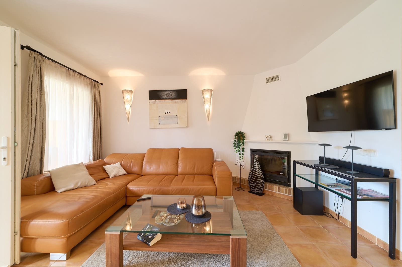 3 bedroom Terraced Villa for sale in Santa Ponsa with garage - € 840,000 (Ref: 9462852)