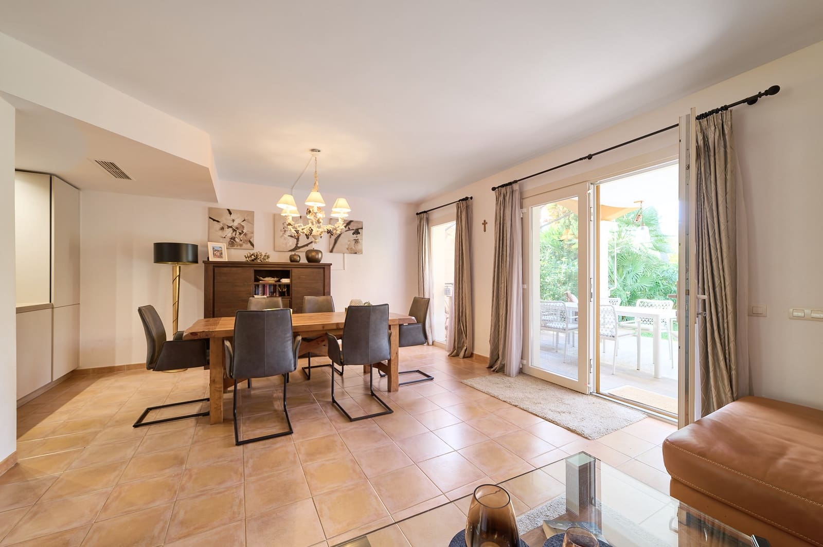 3 bedroom Terraced Villa for sale in Santa Ponsa with garage - € 840,000 (Ref: 9462852)