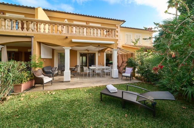 3 sovrum Radhus till salu i Santa Ponsa, Calvià med garage - 840 000 € (Ref: 9462852)