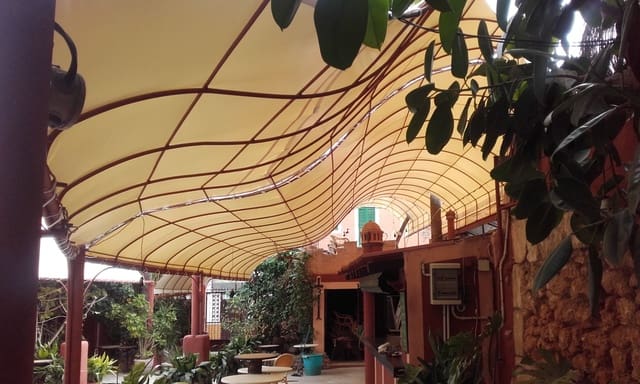 14 bedroom Hotel for sale in El Terreno, Palma de Mallorca - € 4,000,000 (Ref: 9497937)