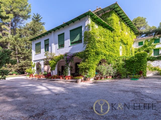 10 soverom Villa til salgs i Ibi med svømmebasseng garasje - € 2 500 000 (Ref: 9166071)