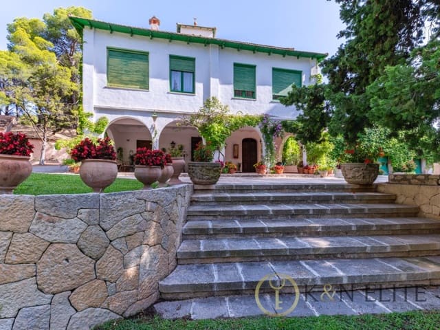10 soverom Villa til salgs i Ibi med svømmebasseng garasje - € 2 500 000 (Ref: 9166071)