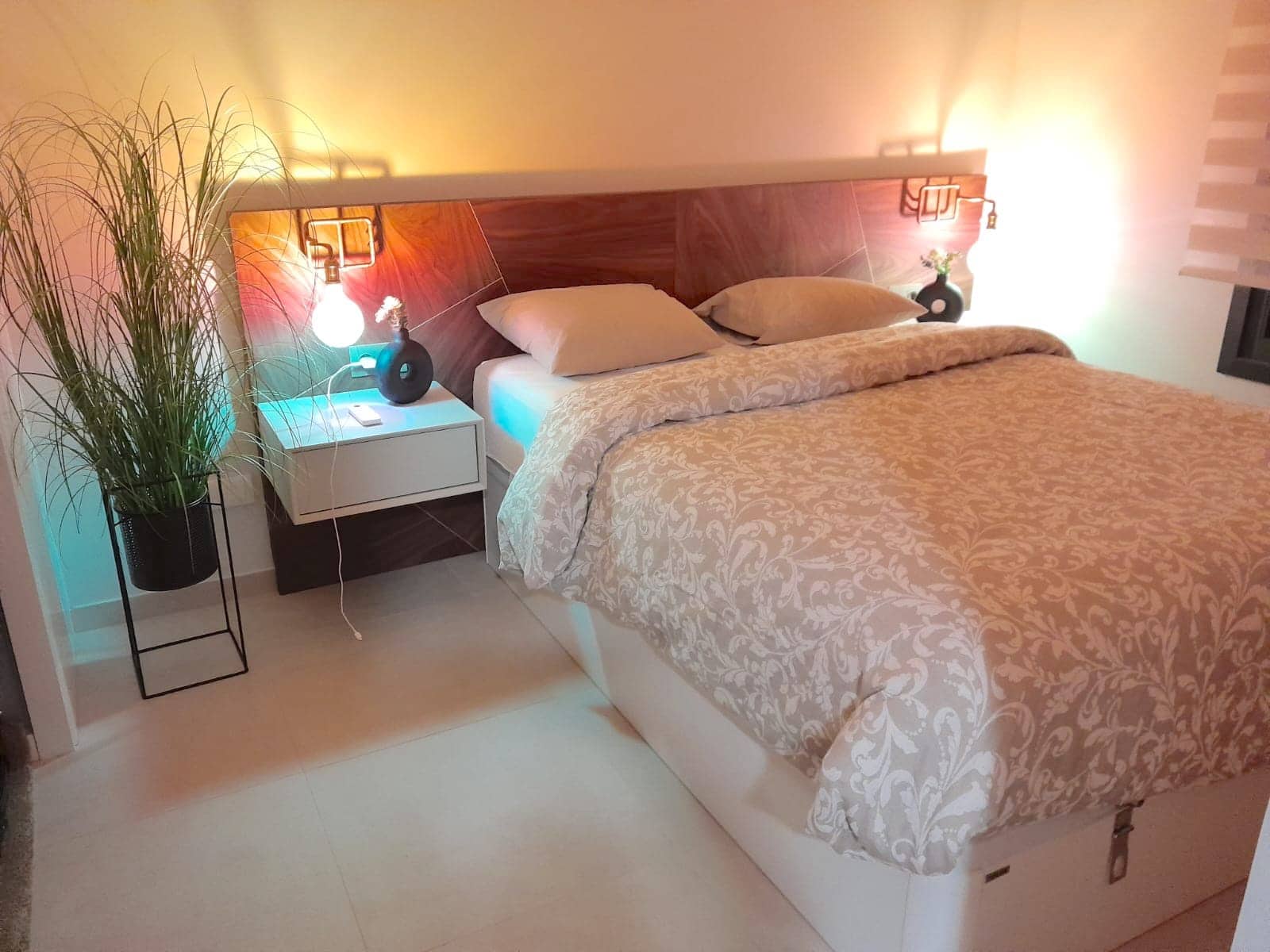 1 Zimmer Strandapartment zu vermieten in Isla Canela mit Pool Garage - 1.500 € (Ref: 7464683)