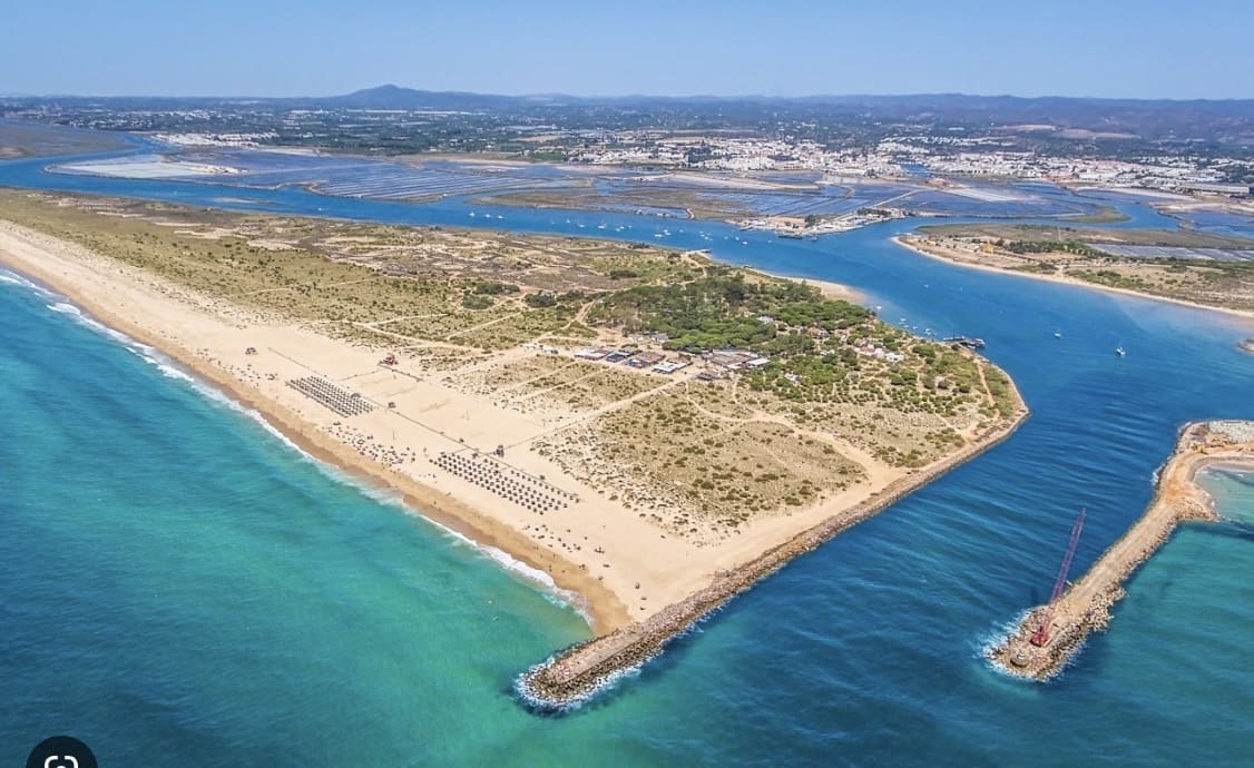 1 Zimmer Strandapartment zu vermieten in Isla Canela mit Pool Garage - 1.500 € (Ref: 7464683)